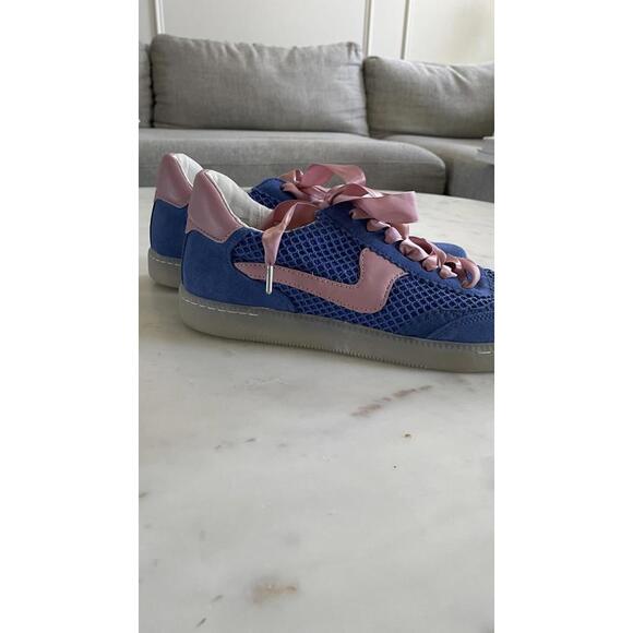 Dolce Vita Blue and Pink Women's Sneakers with Satin Ribbon Laces - Size 9-9.5 - Picture 6 of 9